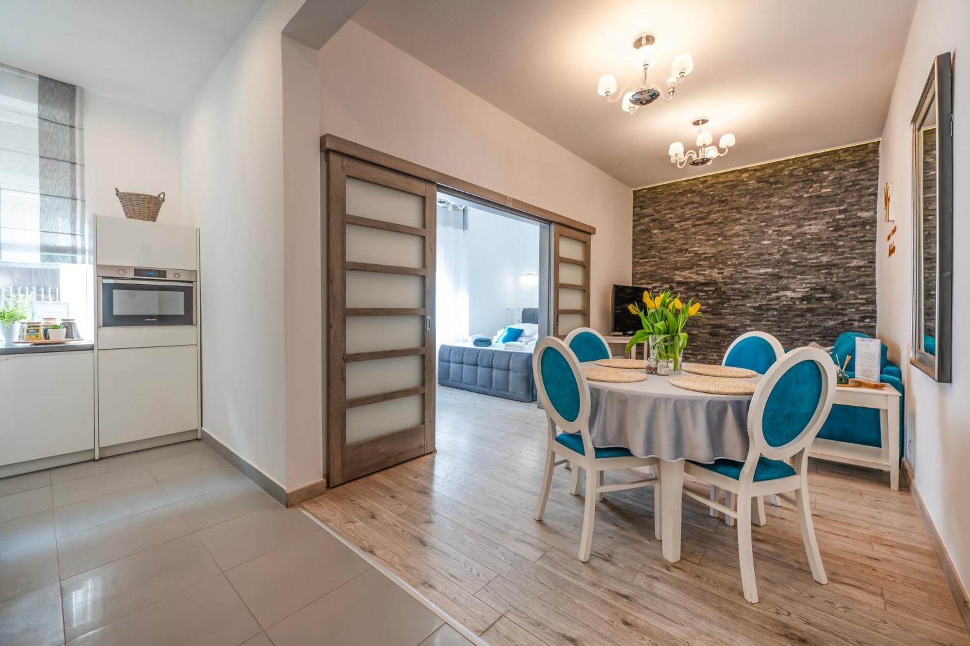 Ferienwohnung Mediolan Parking Gratis Moxy Te&Am Cracow Krakau Exterior foto